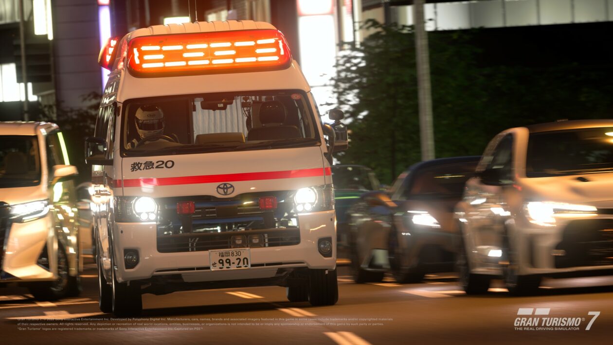 グランツーリスモ 7、ソニー・インタラクティブエンタテインメント、グランツーリスモ 7 は救急車を含む 4 台の車で拡張