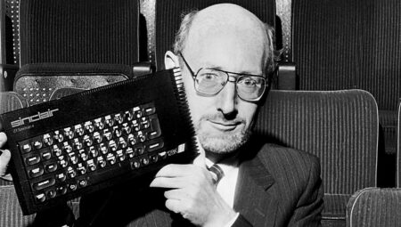 ニュースの概要：Clive Sinclair Dies、New Wipeout、Battlefield Postponement、Modern Warfare Continuation