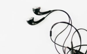Best Wired Earbuds for Gaming: Top Picks for Gamers