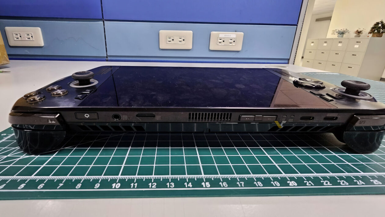 新しいXboxハンドヘルドの疑いのある写真を逃れました